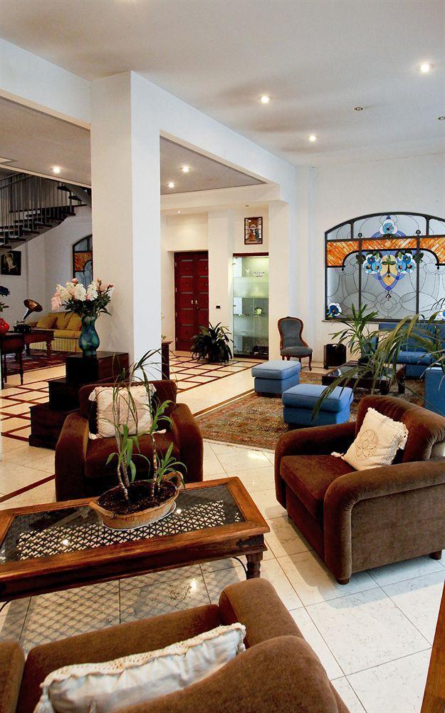 Hotel Antares อาโรนา ภายนอก รูปภาพ