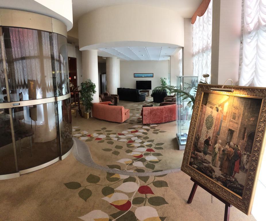 Hotel Antares อาโรนา ภายนอก รูปภาพ
